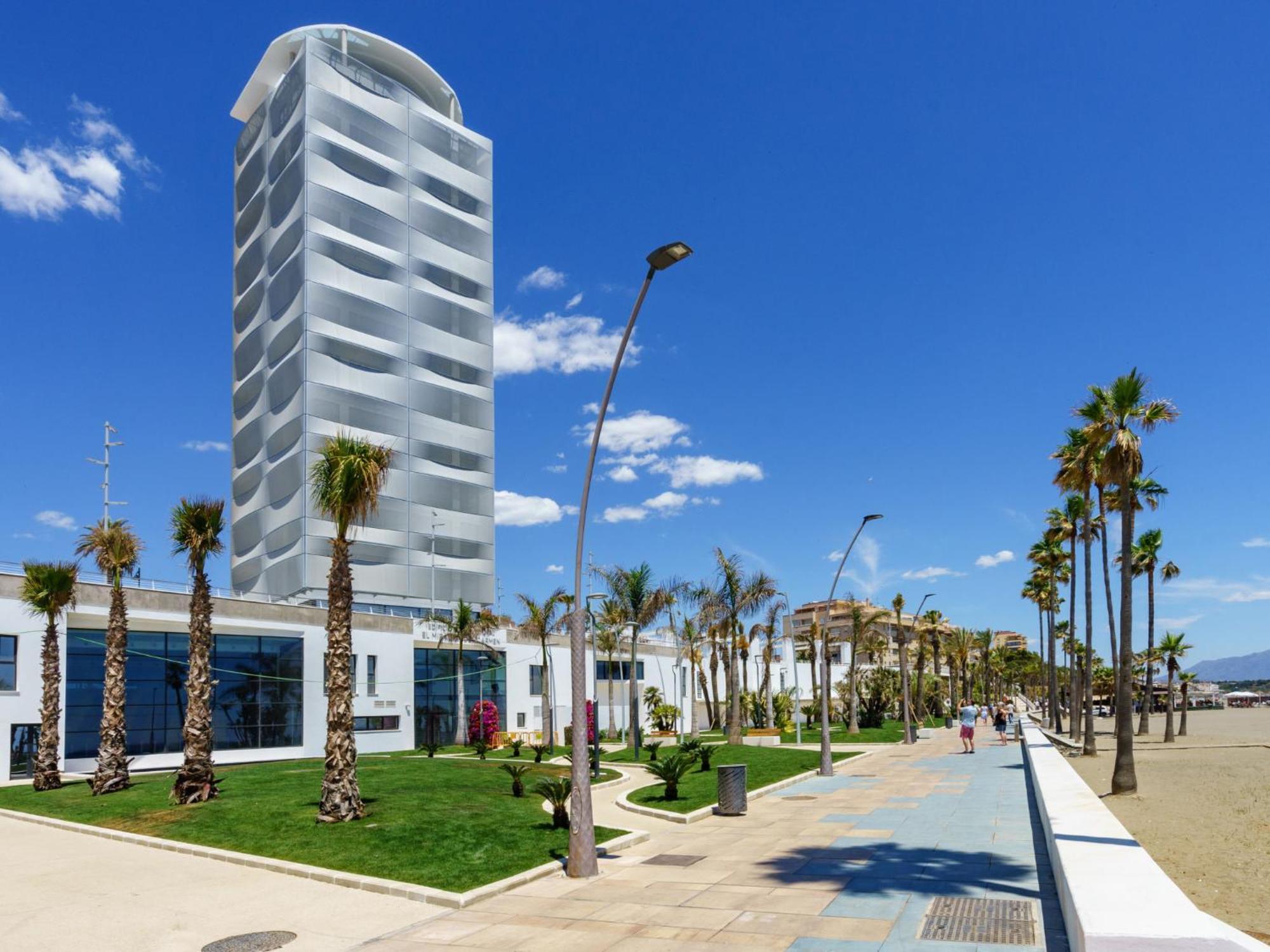 Apartment Plaza De Las Flores By Interhome エステポナ エクステリア 写真